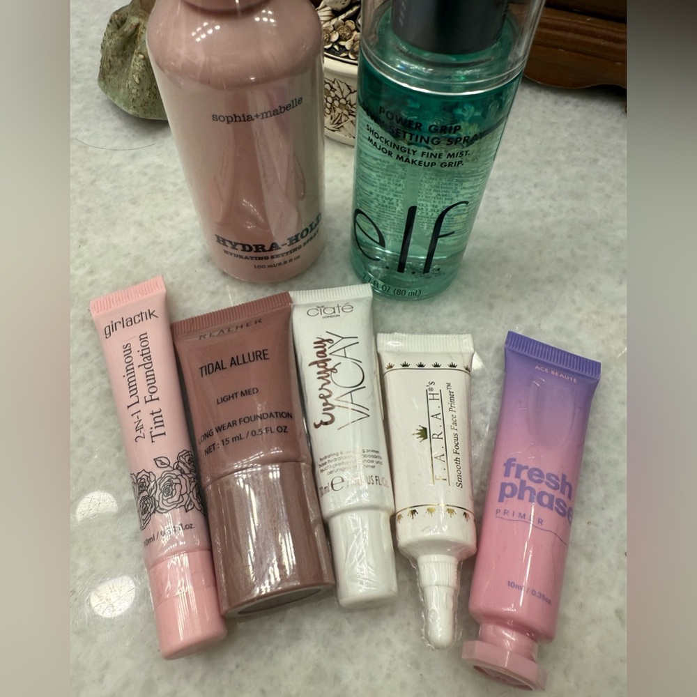 New makeup bundle - Setting sprays, foundations and primers